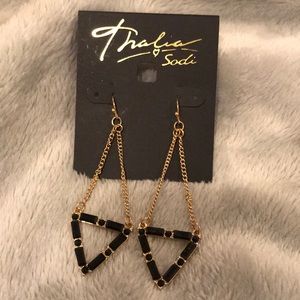Triangle Dangle Earrings 🔺